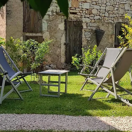 A Deux Pas De St Cirq Lapopie , Des Murets De L'isa Сasa de vacaciones