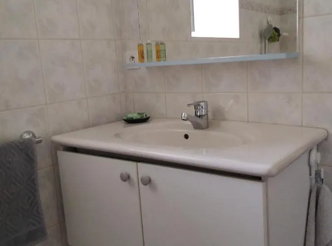 A Deux Pas De St Cirq Lapopie , Des Murets De L'isa Casa vacanze *